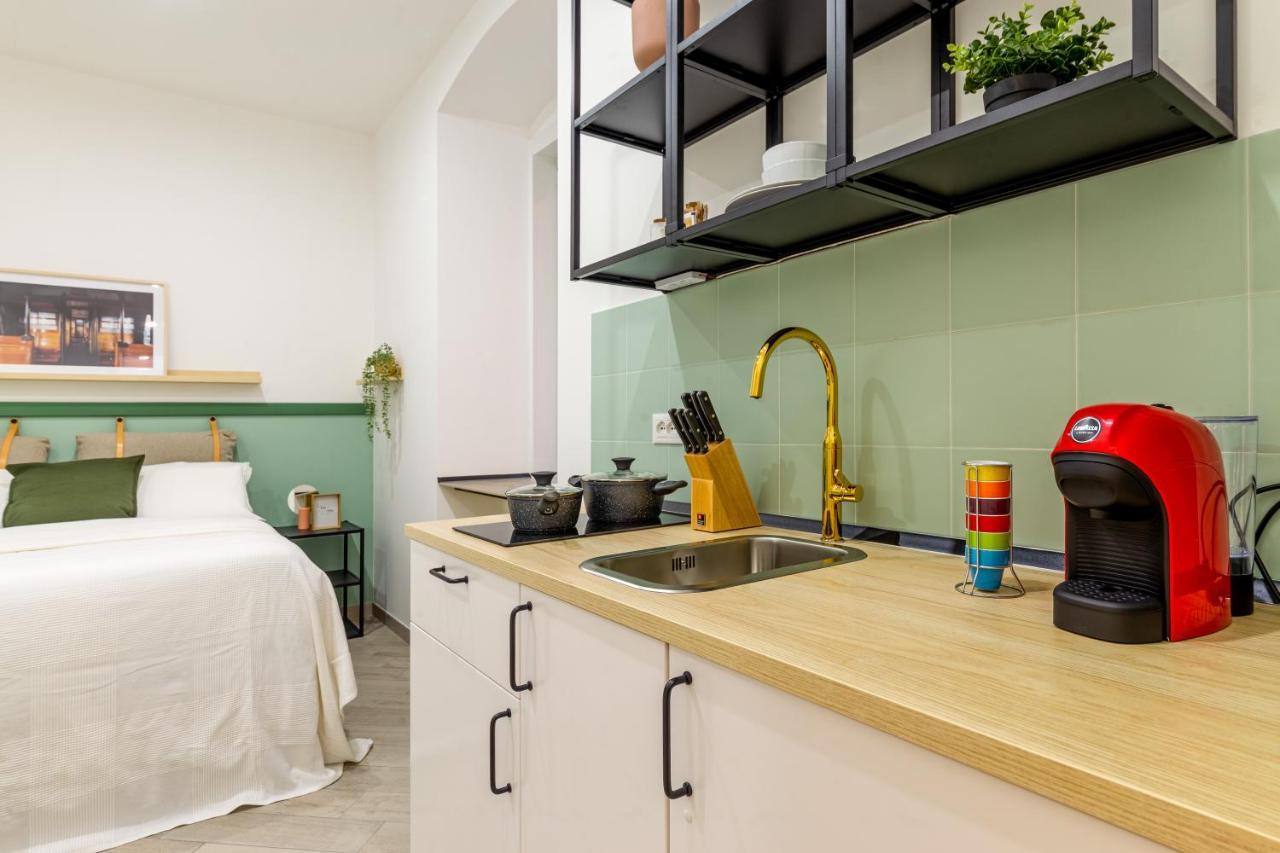 Lovely&tiny Pied-à-terre in the City center Trieste Exterior foto
